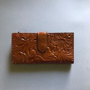 Patricia Nash Nazari Florence Wallet NWT